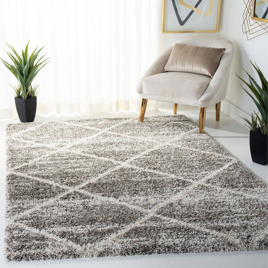 Safavieh Hudson Shag Estella Diamond Trellis 2-Inch Thick Rug - 3& x 5& - Distressed Grey/Ivory