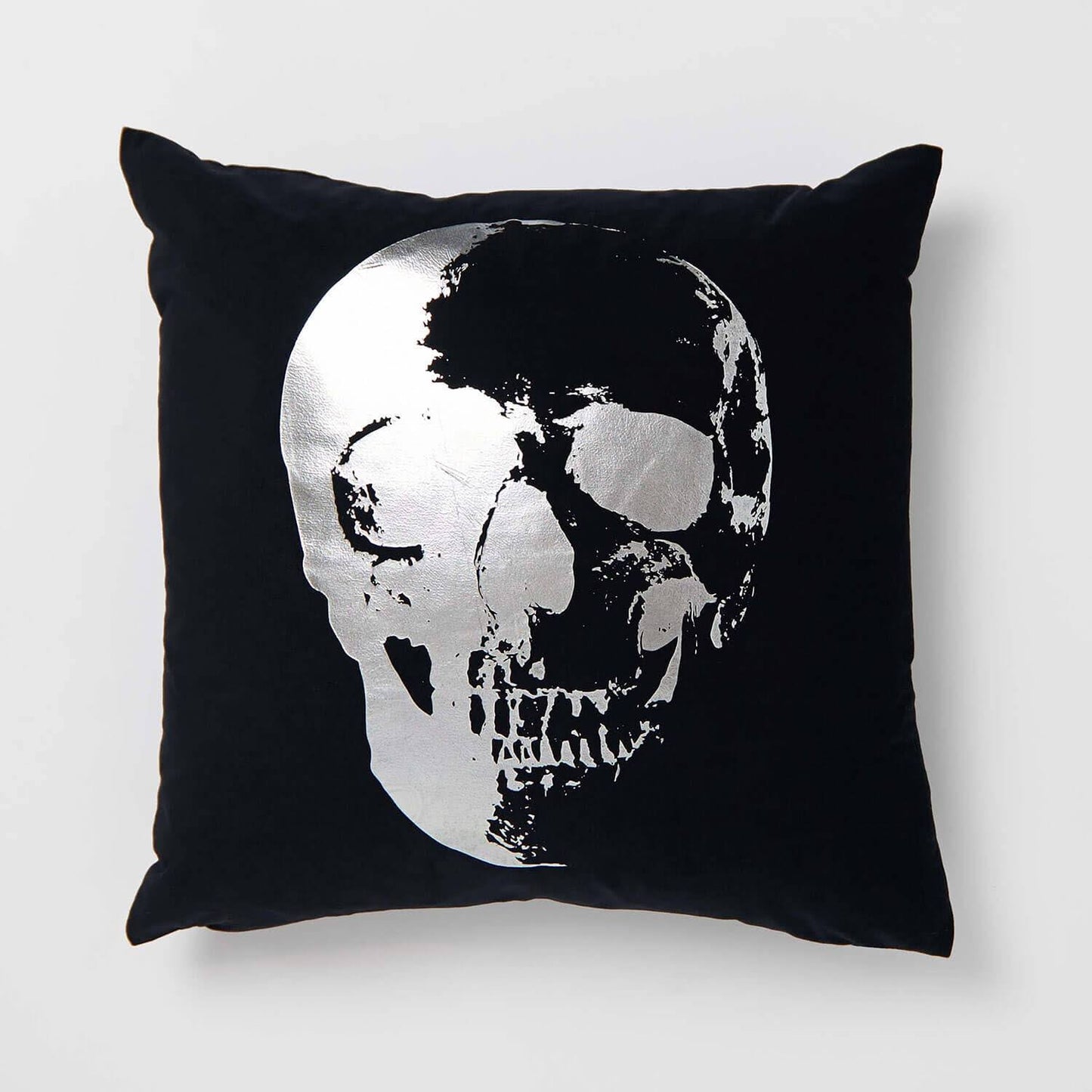 Velvet Metallic Skull Throw Pillow Black | Decorative Pillows | Dormify