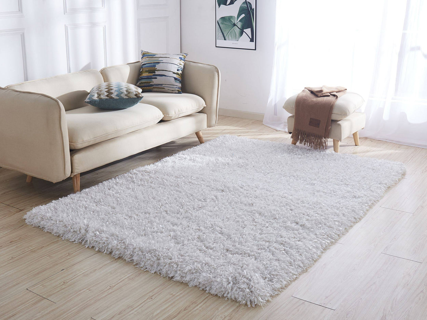 Amazing Rugs CC2022-57 5 x 7 ft. Coral Hand Tufted Shag Area Rug in White