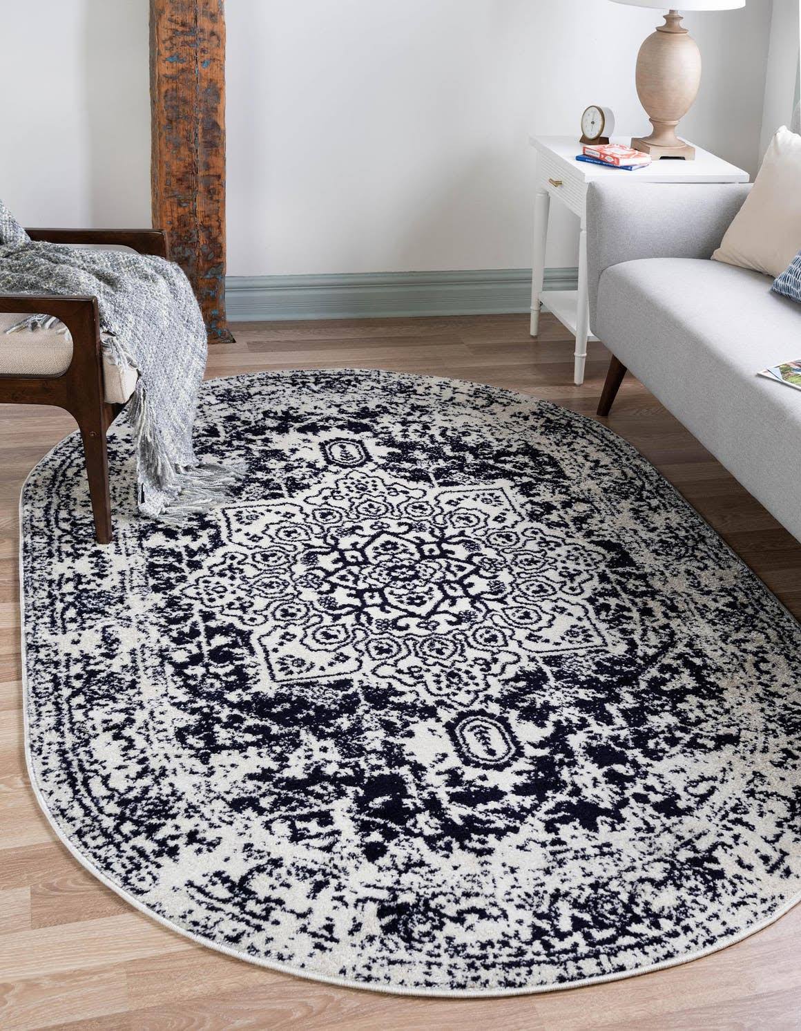 Unique Loom Richmond Medallion Rug - 5 0 x 8 0 Oval - Blue