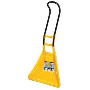 True Temper 1625300 26x22 Poly Snow Shovel with 32x22 Aluminum Handle